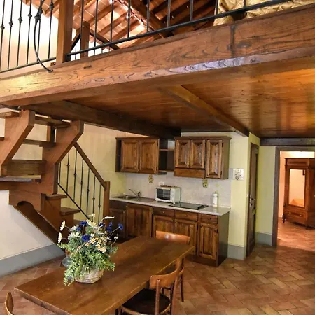 Fratta-santa Caterina Sleeps 20 Pool Air Con *