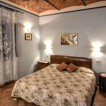 Fratta-santa Caterina Sleeps 20 Pool Air Con *